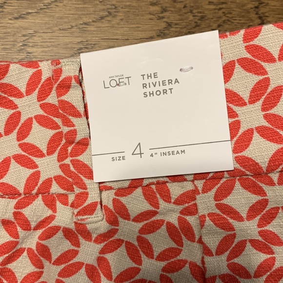 Loft Patterned Shorts. Size 4. 4” inseam. - Picture 3 of 4